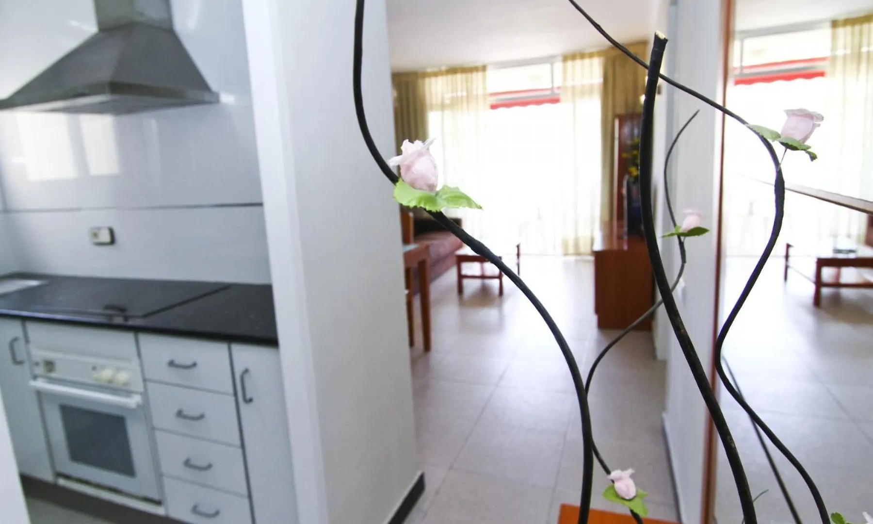 Dms Planetcostadorada La Pineda Apartment